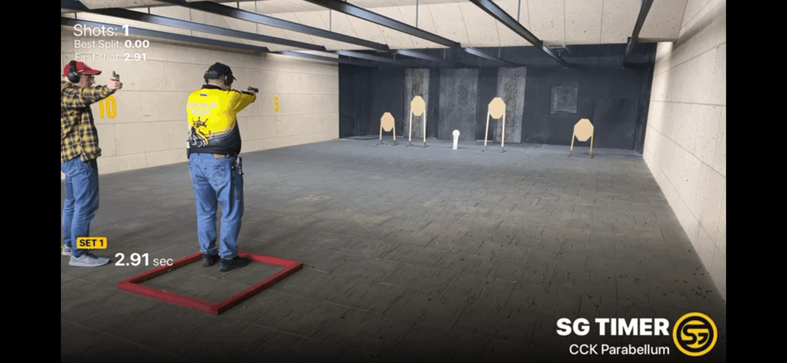 Стрілець клубу виконує класифікаційну вправу №3